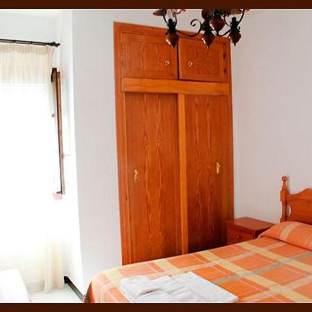 Hostal Torre De Guzman Кониль-де-ла-Фронтера Экстерьер фото