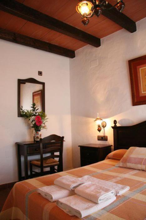 Hostal Torre De Guzman Кониль-де-ла-Фронтера Экстерьер фото